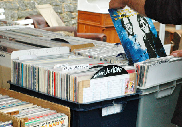 Brocante de CD, BD et vinyls Brocante de CD, BD et vinyls