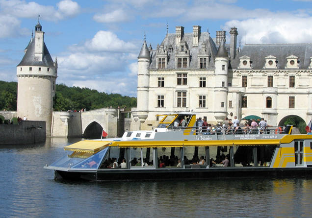 Sortie bateau restaurant - senior Sortie bateau restaurant - senior